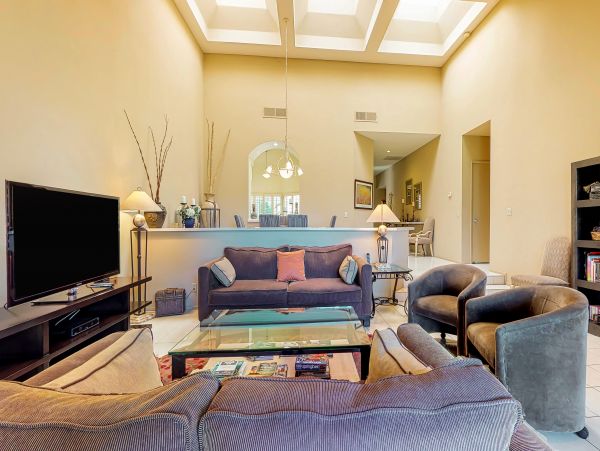 La Quinta Home 976675