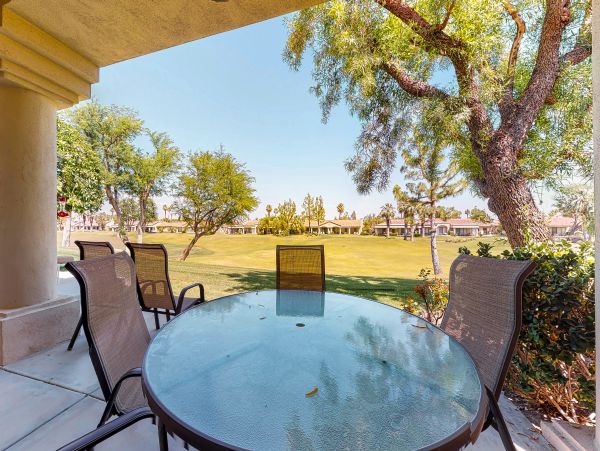 La Quinta Home 976675