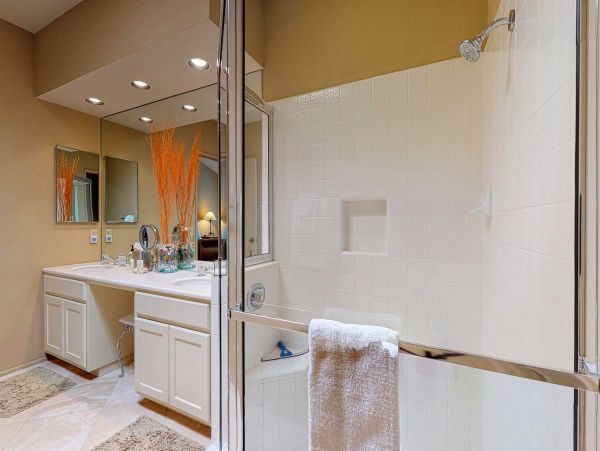 La Quinta Home 976675