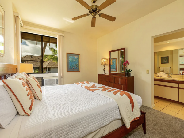 Ocean & Fairway Views Top Floor Residence!