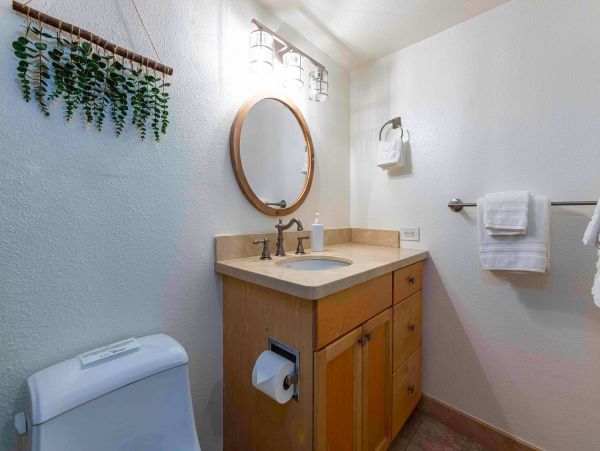 Wailuku Vacation Condo Two Bedroom