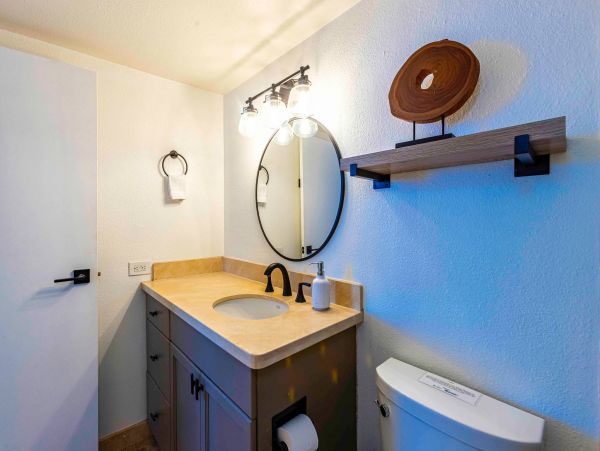 Wailuku Vacation Condo Two Bedroom