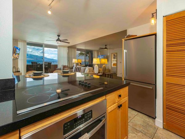 Wailuku Vacation Condo Two Bedroom
