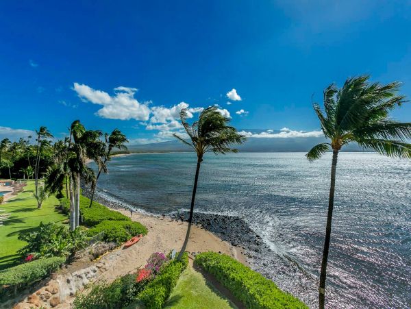 Wailuku Vacation Condo Two Bedroom