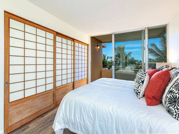 Maui Oceanfront Vacation Rental  Luxury Ma’alaea Bay Ocean View Condo with Lanai