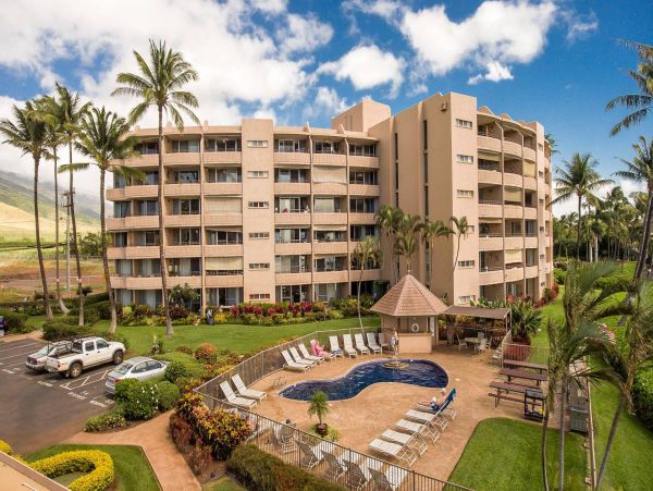 Maui Oceanfront Vacation Rental  Luxury Ma’alaea Bay Ocean View Condo with Lanai