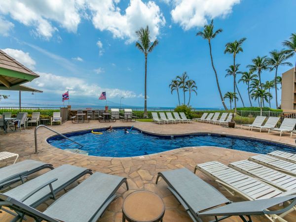 Maui Oceanfront Vacation Rental  Luxury Ma’alaea Bay Ocean View Condo with Lanai