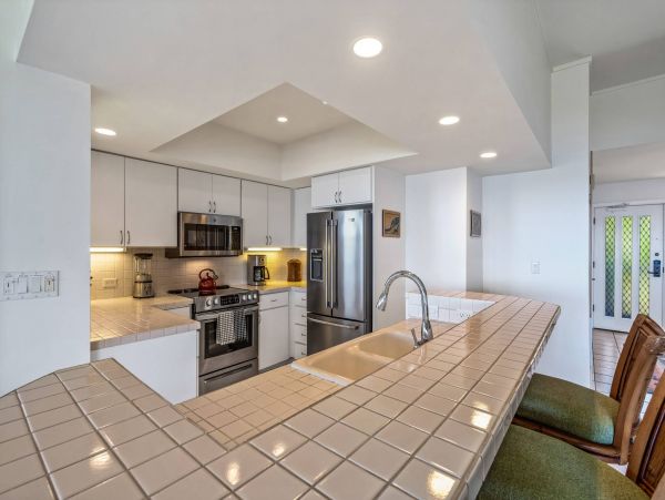Kapalua Walk to Beach Two Bedroom Vacation Rental Sleeps Six