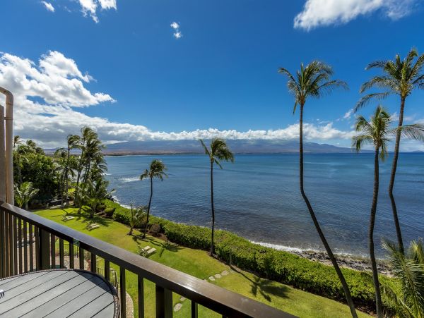 Ma'alaea Beachfront Condo