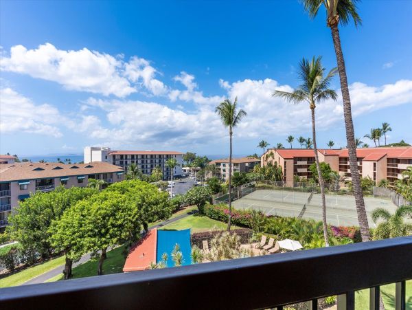 Kihei Maui Vacation Rental Ocean View Condo Across from Charley Young Beach