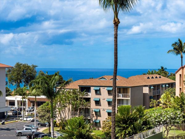 Kihei Maui Vacation Rental Ocean View Condo Across from Charley Young Beach