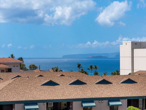 Kihei Maui Vacation Rental Ocean View Condo Across from Charley Young Beach