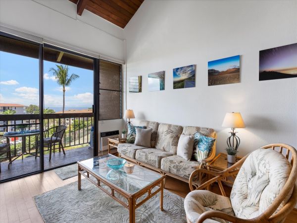Kihei Maui Vacation Rental Ocean View Condo Across from Charley Young Beach