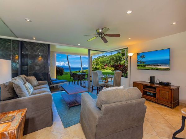 Stunning Ocean Views from this Wailea Vacation Condo