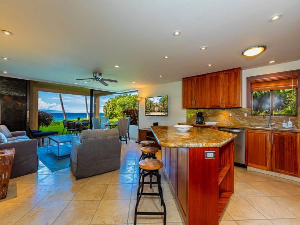 Stunning Ocean Views from this Wailea Vacation Condo