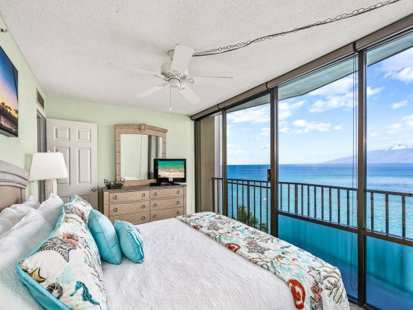 Oceanfront Lahaina Rental with Stunning Views & Beach Access
