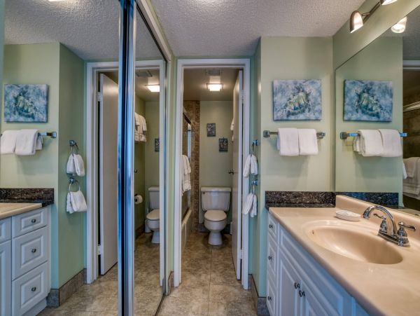 Oceanfront Lahaina Rental with Stunning Views & Beach Access