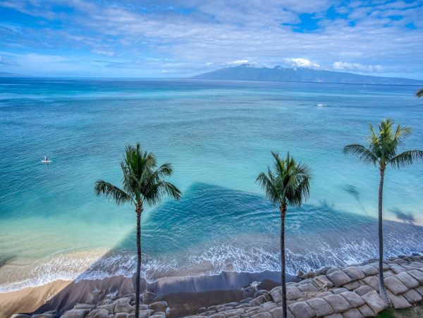 Oceanfront Lahaina Rental with Stunning Views & Beach Access