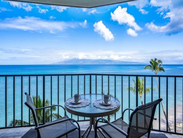 Oceanfront Lahaina Rental with Stunning Views & Beach Access