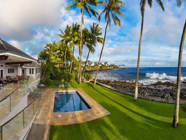 Oceanfront Paradise - A Luxurious Coastal Retreat