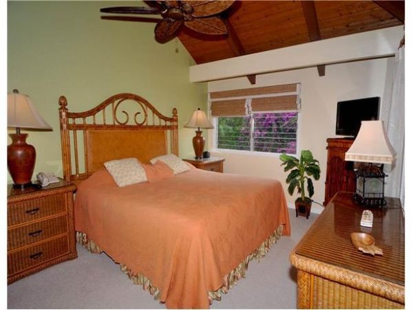 Poipu Two Bedroom Sleeps 6 Vacation Rental