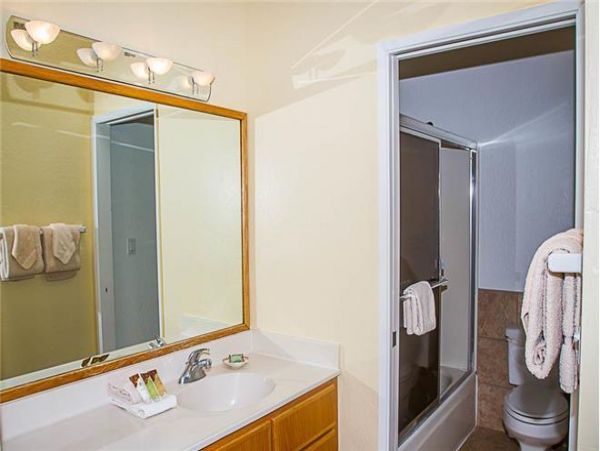 Poipu Two Bedroom Sleeps 6 Vacation Rental