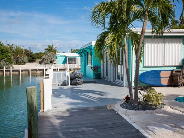 Marathon 4 Bedroom Home Canal Front with Private Pool & Dock
