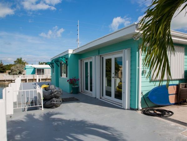 Marathon 4 Bedroom Home Canal Front with Private Pool & Dock
