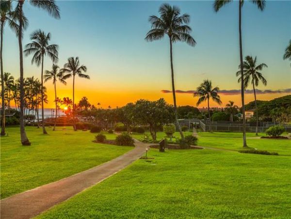 Luxury Koloa Vacation Condo Short Walk To Beach