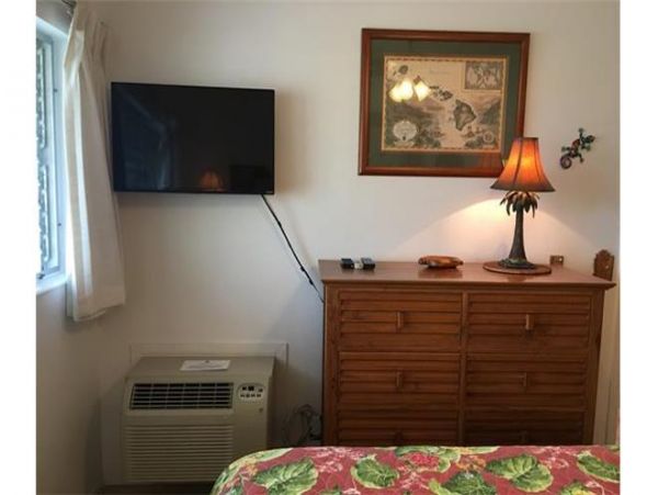 One Bedroom Wailua Vacation Condo Full Ocean Views
