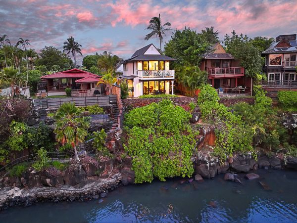 Oceanfront Paradise with Stunning Kauai Views