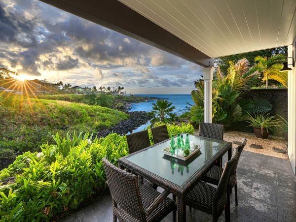 Oceanfront Paradise with Stunning Kauai Views