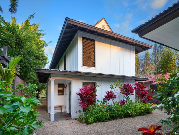 Oceanfront Paradise with Stunning Kauai Views