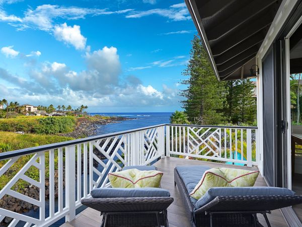 Oceanfront Paradise with Stunning Kauai Views