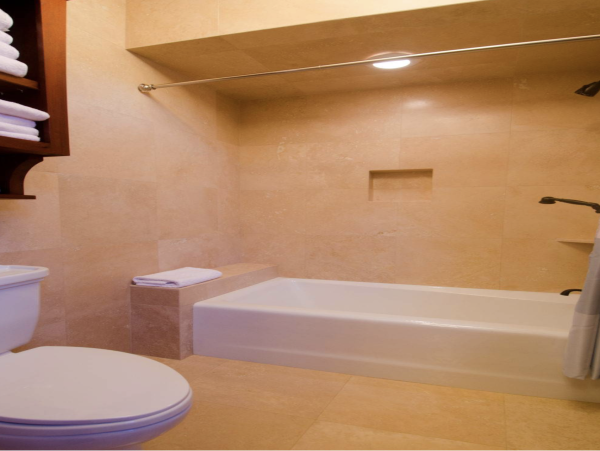 Only Five Min Drive to Worlds Best Beaches Easy Parking Luxury Interior