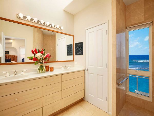 BeachFront 5 Bedroom Home with Private Pool