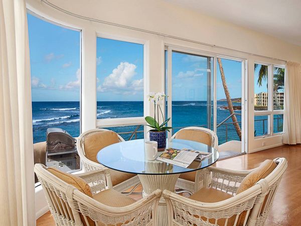BeachFront 5 Bedroom Home with Private Pool