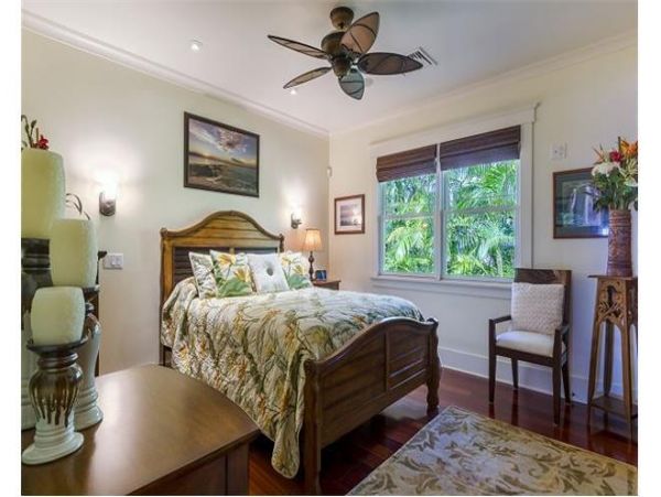 Lovely Villa with Full Ocean Views