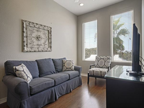 Six Bedroom Walk to Beach Vacation Home in Destin Florida