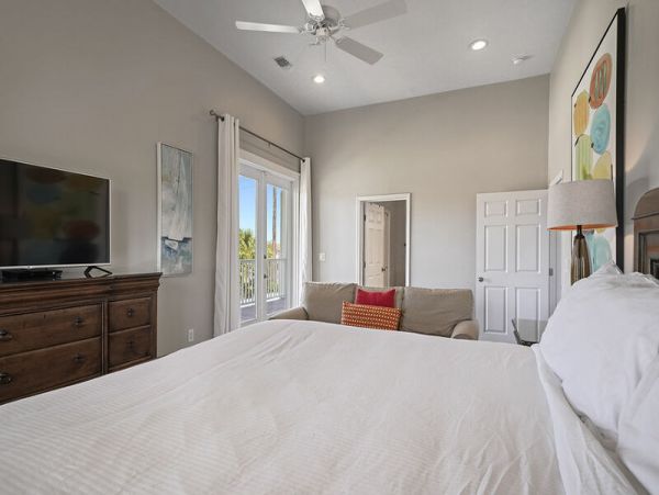 Six Bedroom Walk to Beach Vacation Home in Destin Florida