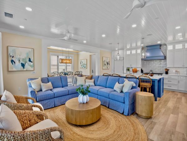 Coastal Luxe Retreat - 8 Bedroom Oasis Steps from Siesta Key Beach