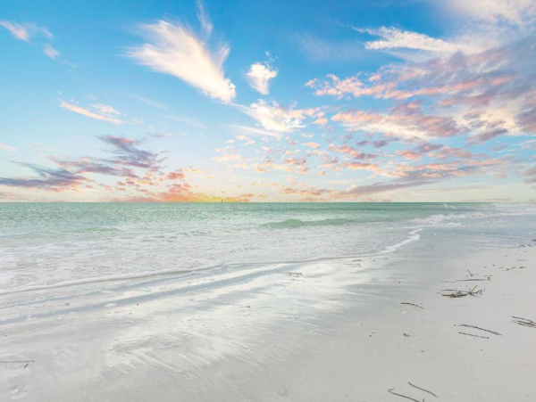 Coastal Luxe Retreat - 8 Bedroom Oasis Steps from Siesta Key Beach