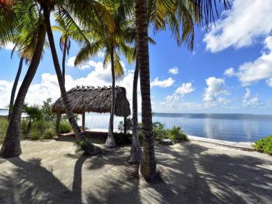 Four Bedroom Waterfront Islamorada Vacation Home