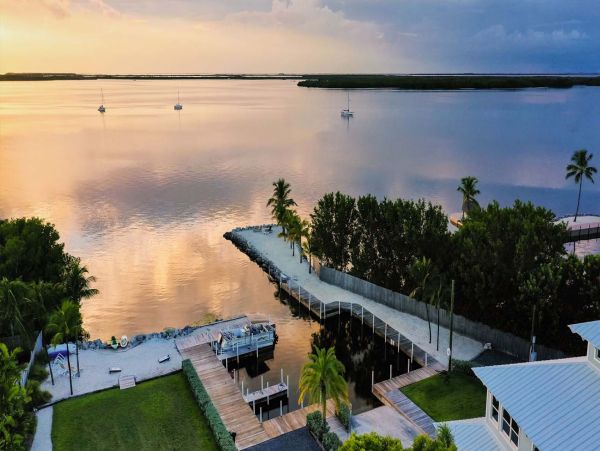 The Florida Keys Condo 976980