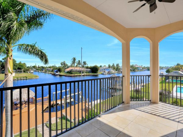 Cape Coral Home 976986
