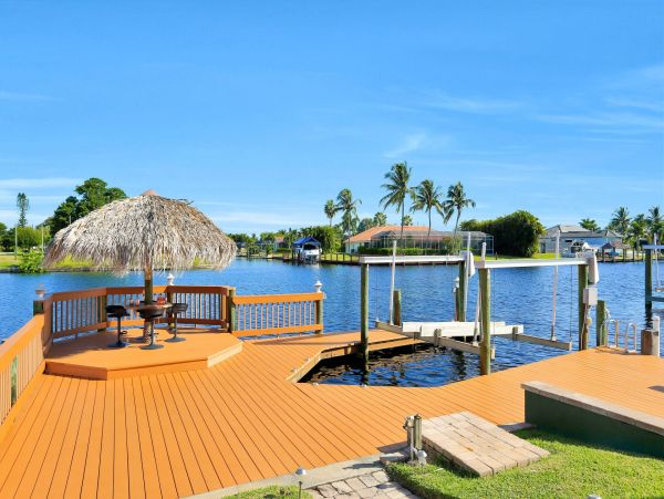 Cape Coral Home 976986