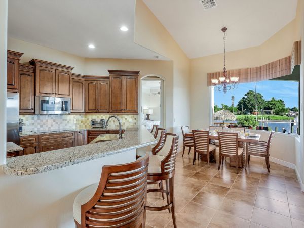 Cape Coral Home 976986