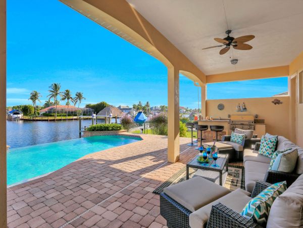 Cape Coral Home 976986