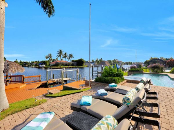 Cape Coral Home 976986