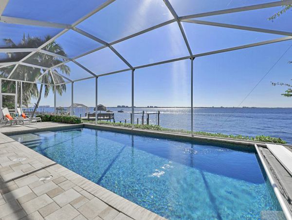 Cape Coral Home 976987